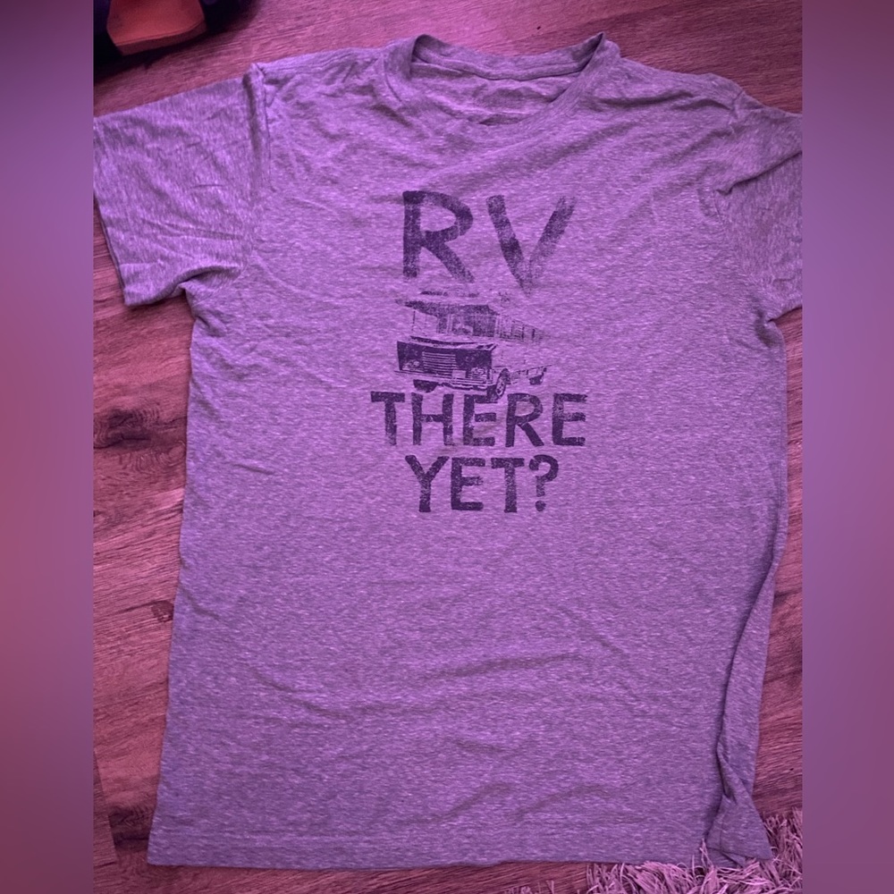 Men’s Shirt (Slightly Faded)